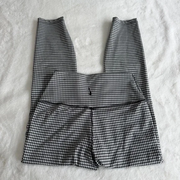 Nike Gingham Leggings Dri Fit Black White Size Medium - Picture 1 of 7